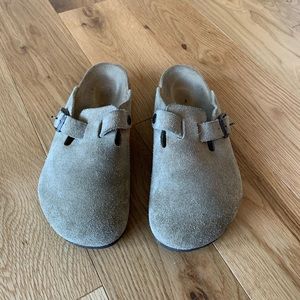 Birkenstock *High Arch* Boston Suede Leather Clog